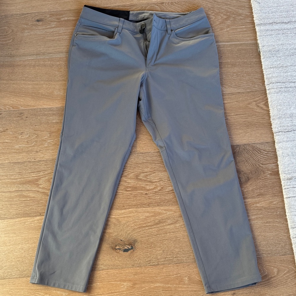 lululemon athletica Men's ABC Slate Chinos